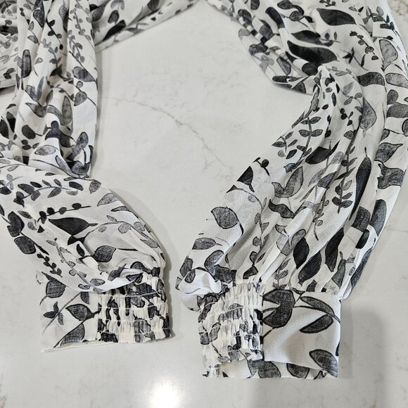 Go By Go Silk Blouse Size Small Black & White Silk Tie Neck Luxury Designer - Picture 6 of 10